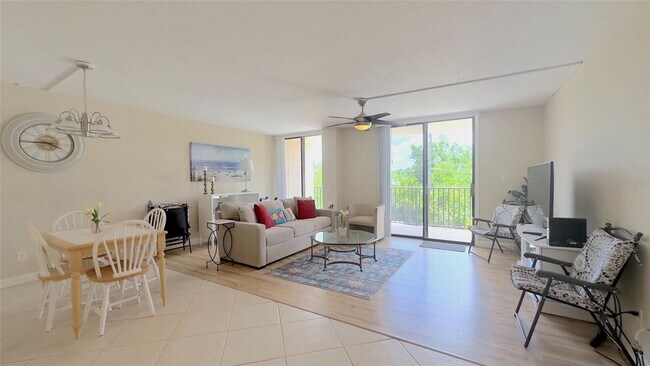 Building Photo - Paradise at Emerald Pointe in Punta Gorda