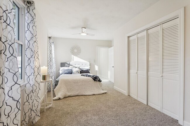 Building Photo - Call Sabrina Thomas Office at 757-767-0767 for more information