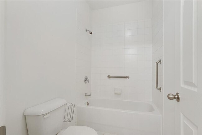 Building Photo - 3643 Gambrell Ln