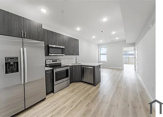 Building Photo - 2509 N 7th St