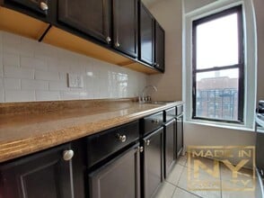 Building Photo - 1 bedroom in ASTORIA NY 11106