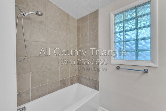 Building Photo - 1617 Seminole Trail