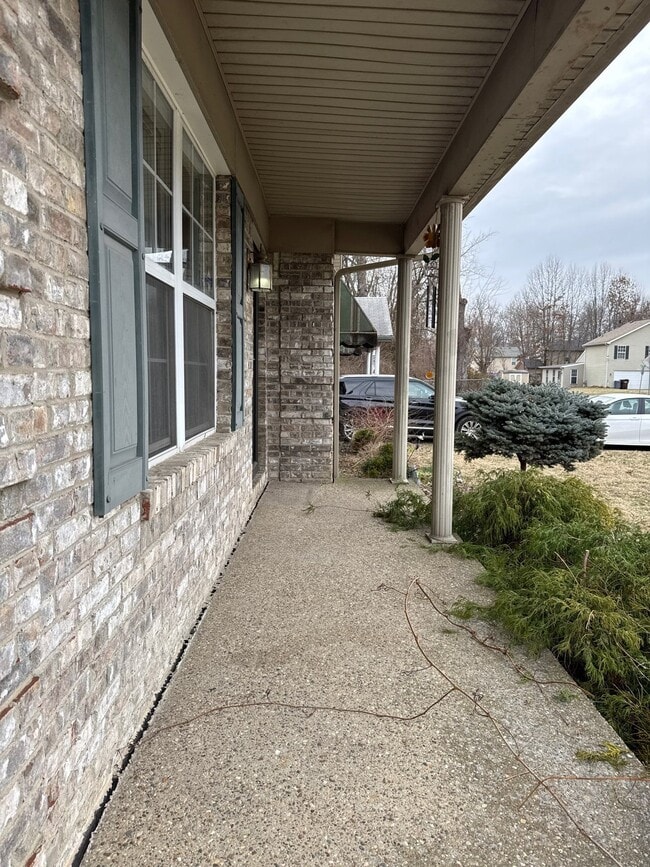 Building Photo - 4402 Dellafay Dr