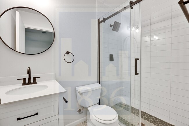 Building Photo - 4500 Acers Ln