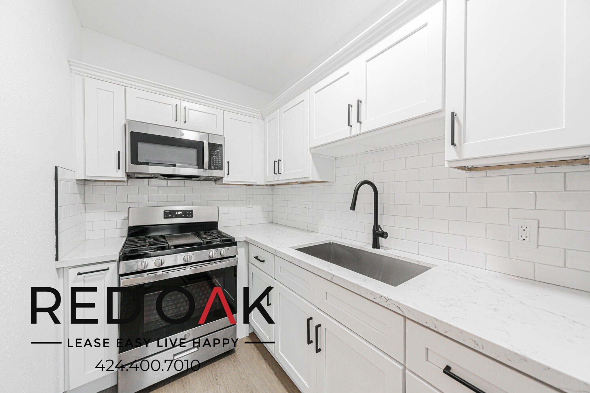 Building Photo - 816 S Park View St