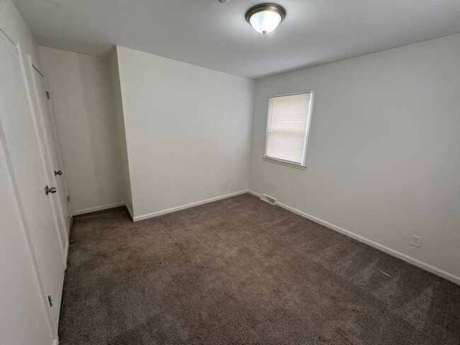 Building Photo - Beautiful 3-Bedroom Home with Spacious Liv...