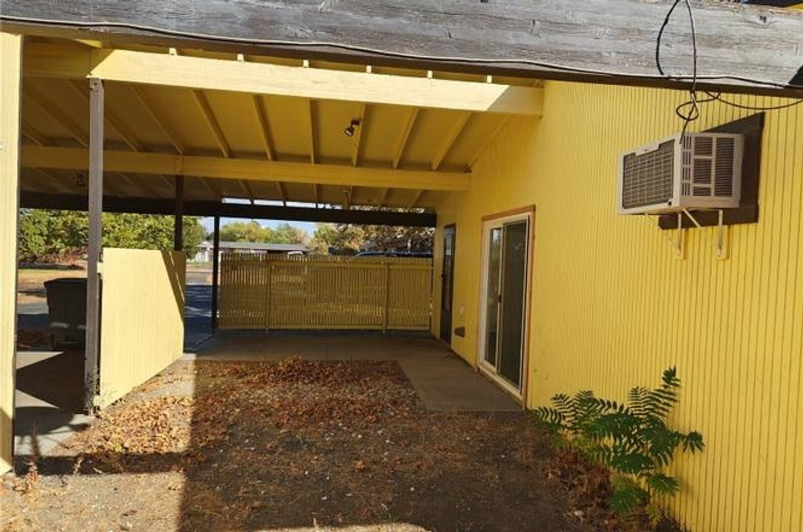 Building Photo - 207 March Dr NE