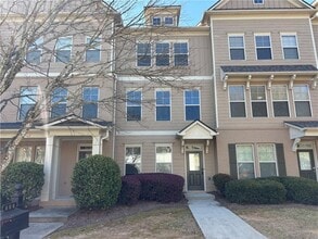 Building Photo - 800 Village Field Ct NW