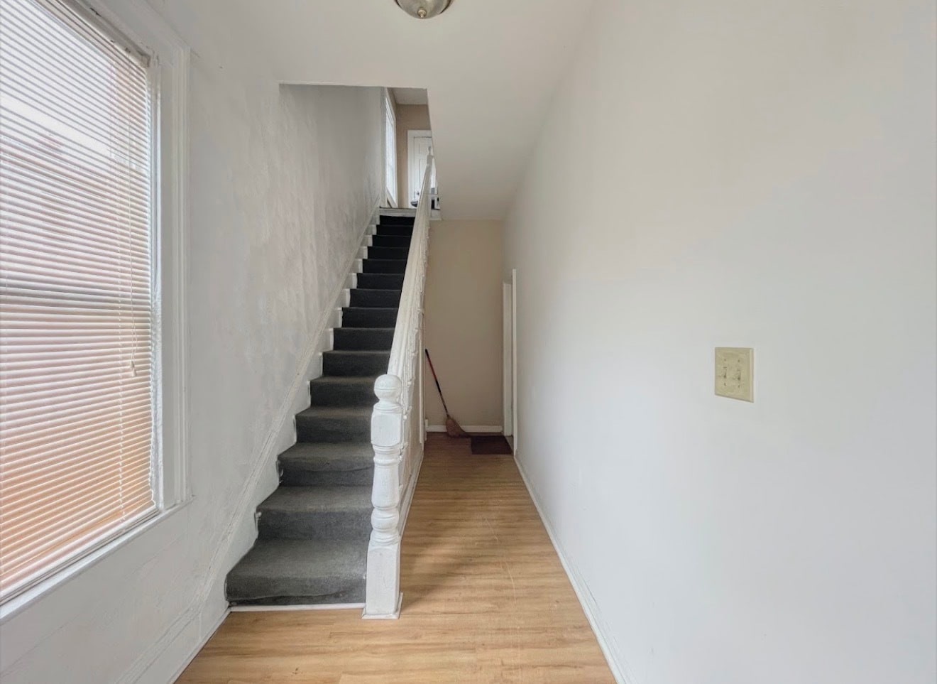 Building Photo - 1305 38th St