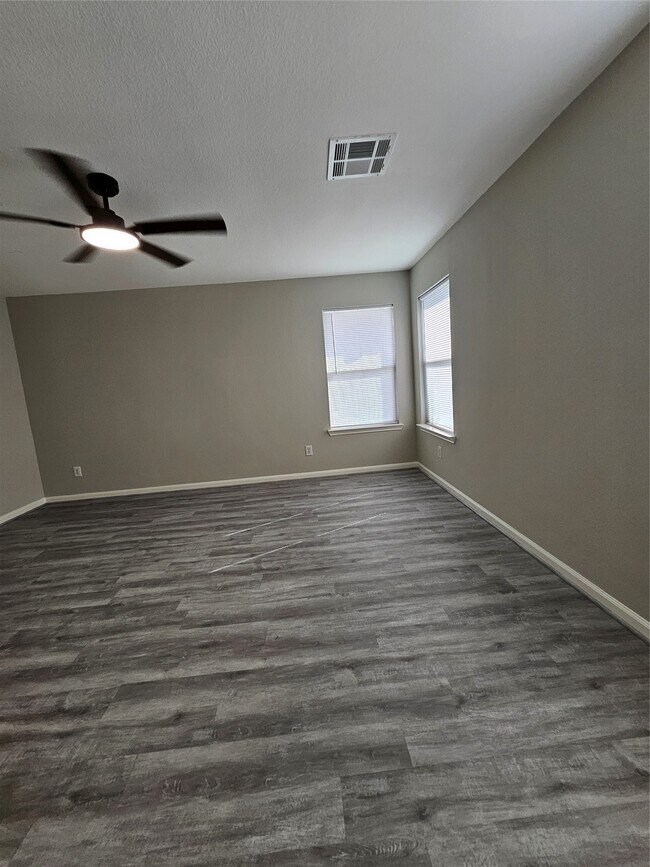 Building Photo - 1130 Concord Pl