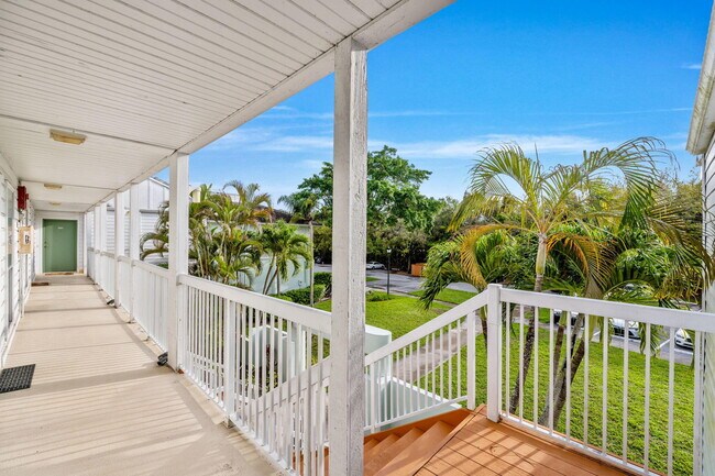 Building Photo - 286 Cypress Point Dr