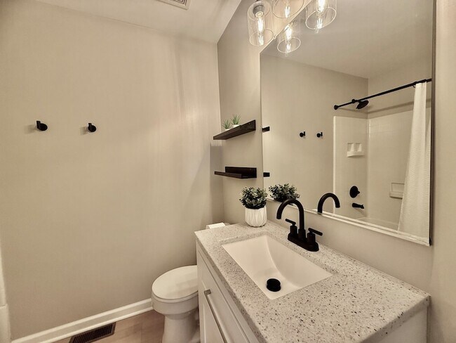 Building Photo - 39849 N Harbor Ridge Dr