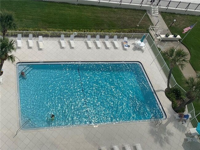 Building Photo - 7000 Beach Plaza