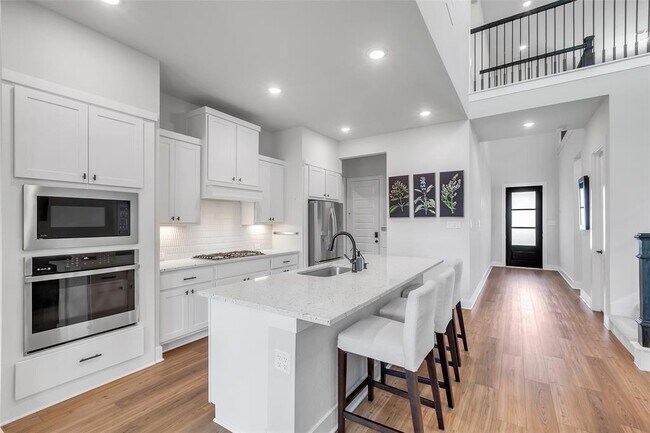 Building Photo - 9219 Trimble Lndg Dr