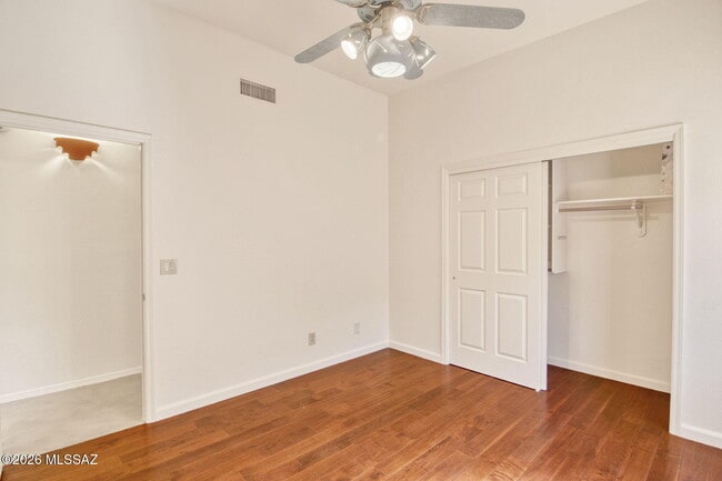 Building Photo - 5980 Verde Pl