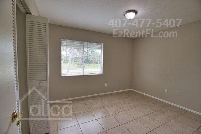 Building Photo - 6667 Carovel Ave