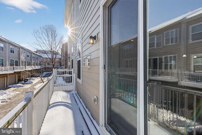 Building Photo - 3716 Foote St NE