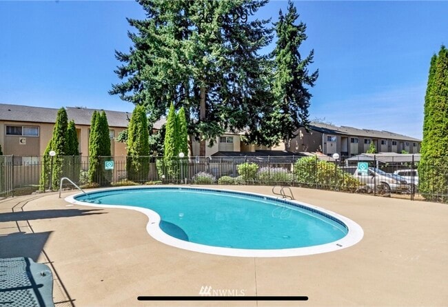 Building Photo - 31003 14th Ave S