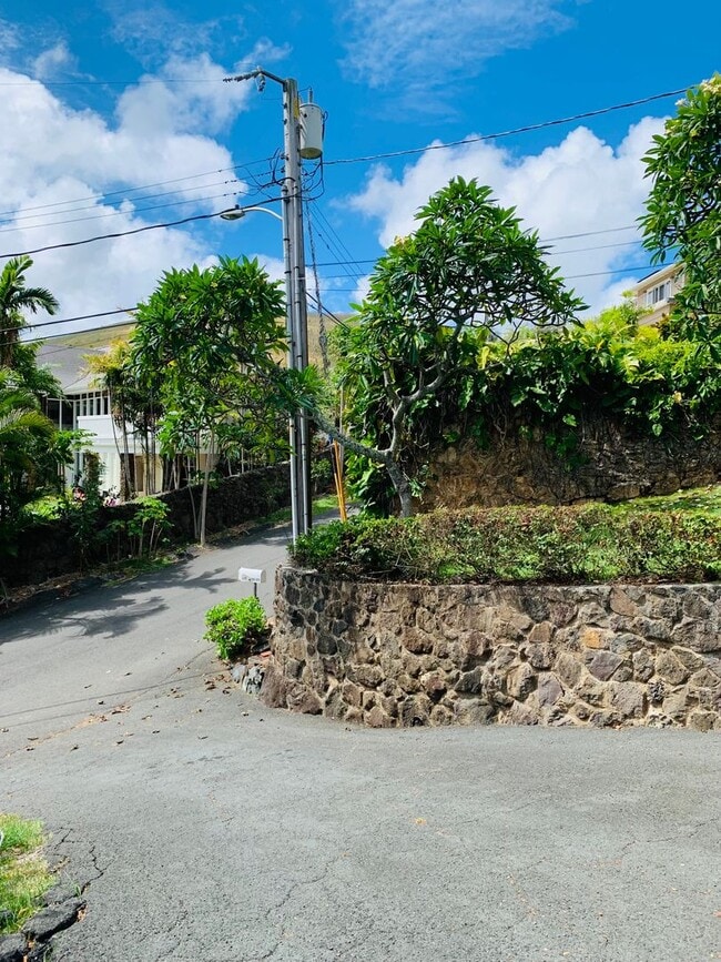 Building Photo - Breathtaking Ocean & Mokulua Island Views