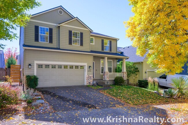 Building Photo - Beautiful 4 BD* 2.5 BA* Single Family Home...