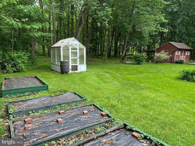 Building Photo - 421 Sawmill Ln