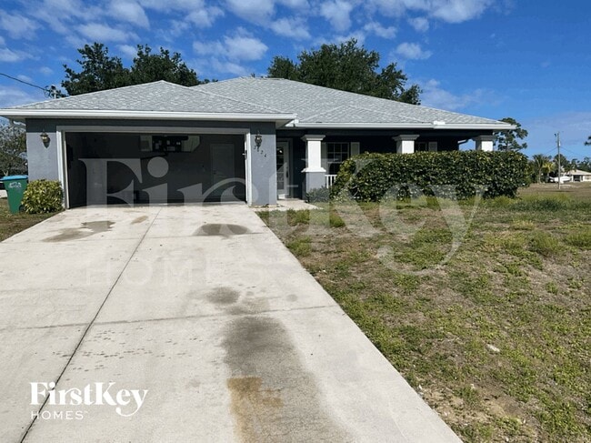 Building Photo - 2824 NW 23rd Ave