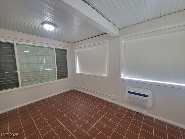 Building Photo - 5836 Corazon Dr