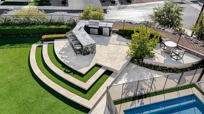 Building Photo - Distinctive Fully Furnished Estate in The Canyons!