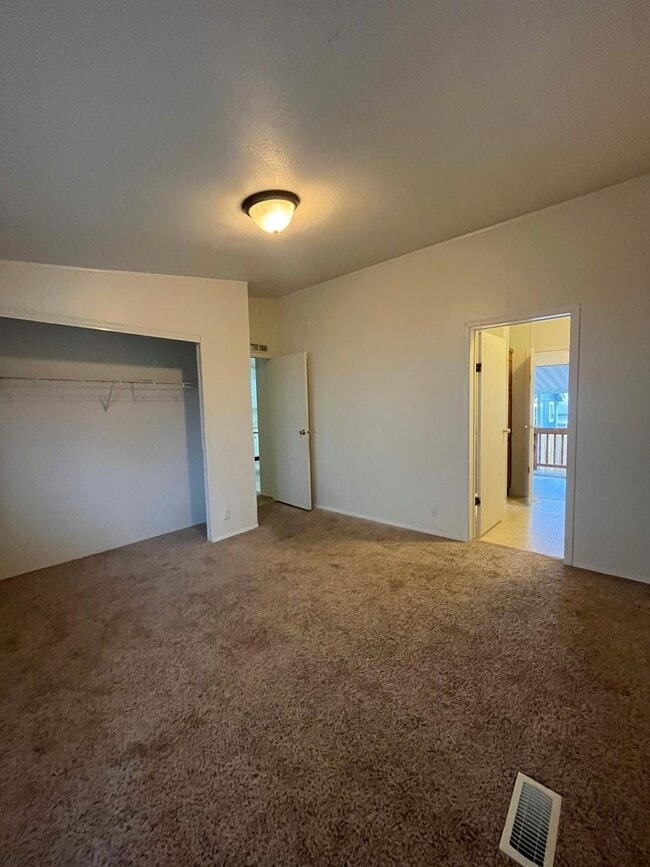 Building Photo - 3-Bedroom 2-Bathroom home in Thurston