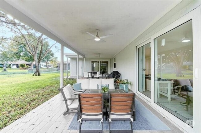 Building Photo - 11600 NW 26th St