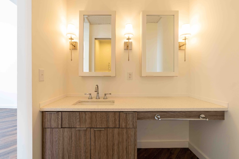 Building Photo - 818 12th St