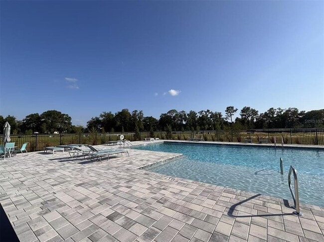 Building Photo - 8241 SW 67th Ave