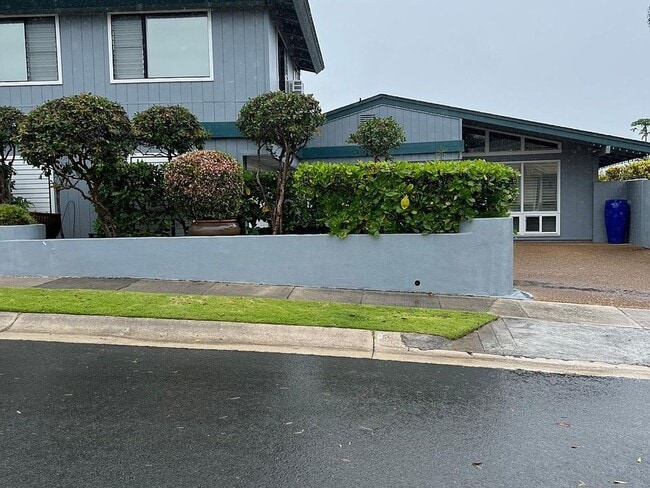 Primary Photo - *Charming 1BR/1BA Cottage in the Lani Kai ...