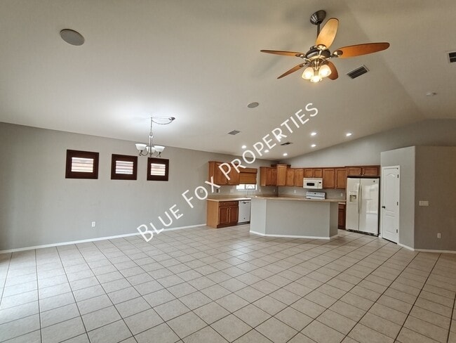 Building Photo - 12232 N Sora Pl