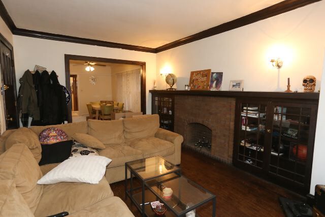 Building Photo - 849 W Fletcher St