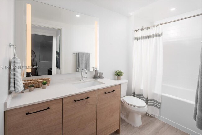 Building Photo - 1874 Heron Club Dr