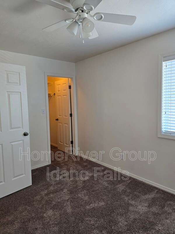 Building Photo - 3109 Chasewood Dr