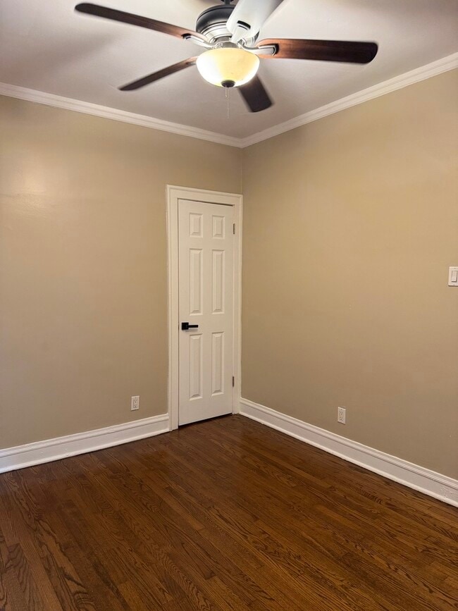 Building Photo - 10240 S Eberhart Ave