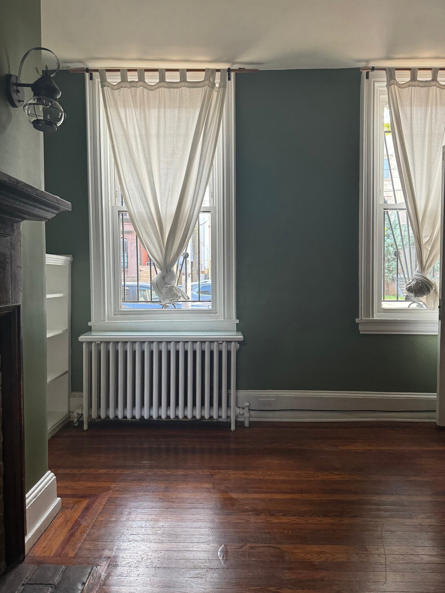 Radiatior Heat - 2021 W Girard Ave