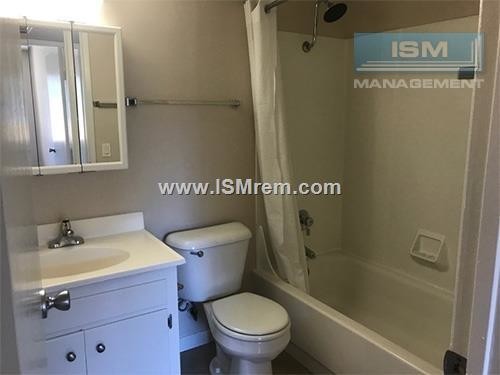 Building Photo - 1625 Rosemarie Ln