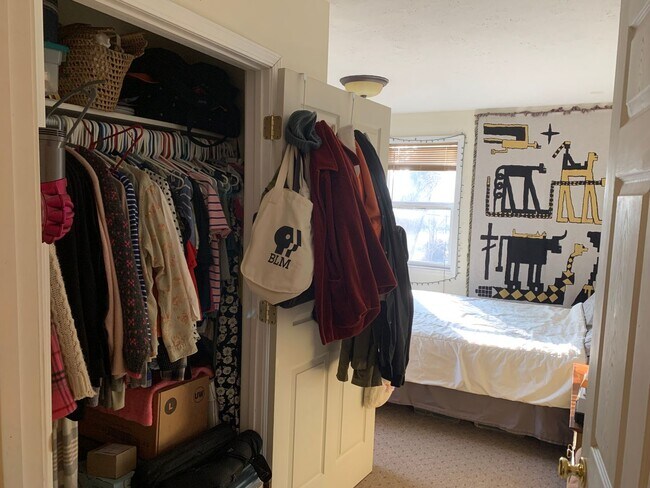 Building Photo - 2 Bed/2 Bath Home Just Minutes Away From Switchyard Park! - Available July 2026