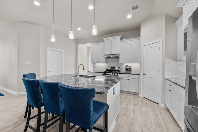 Building Photo - 10806 Chrysalis Ct