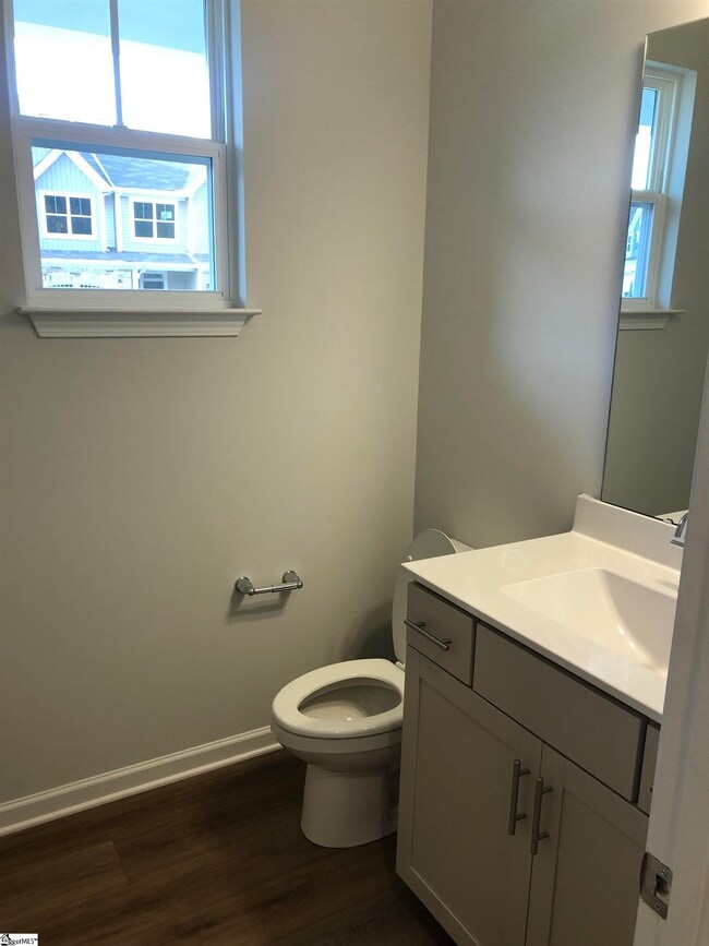 Building Photo - 208 Brochaill Ct