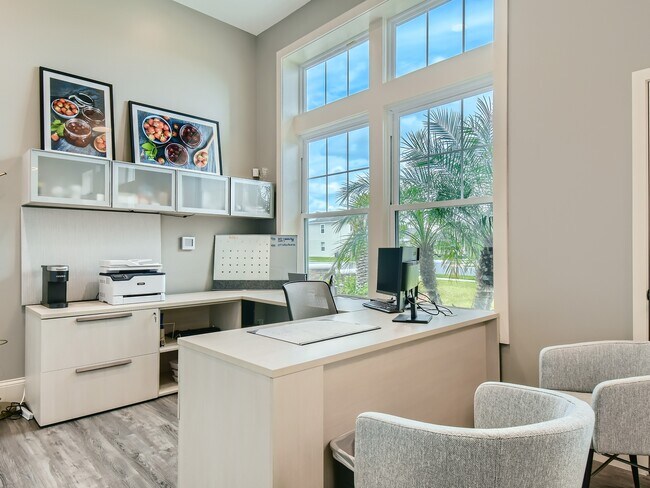 Building Photo - 2111 Saffron Walden Dr