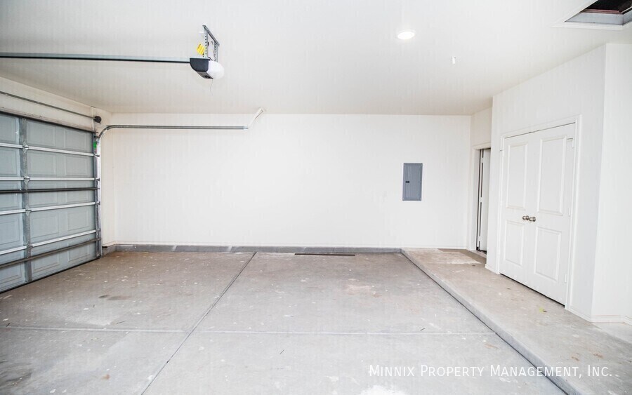 Building Photo - 6927 20th St