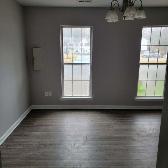 Building Photo - 47734 Devin Cir