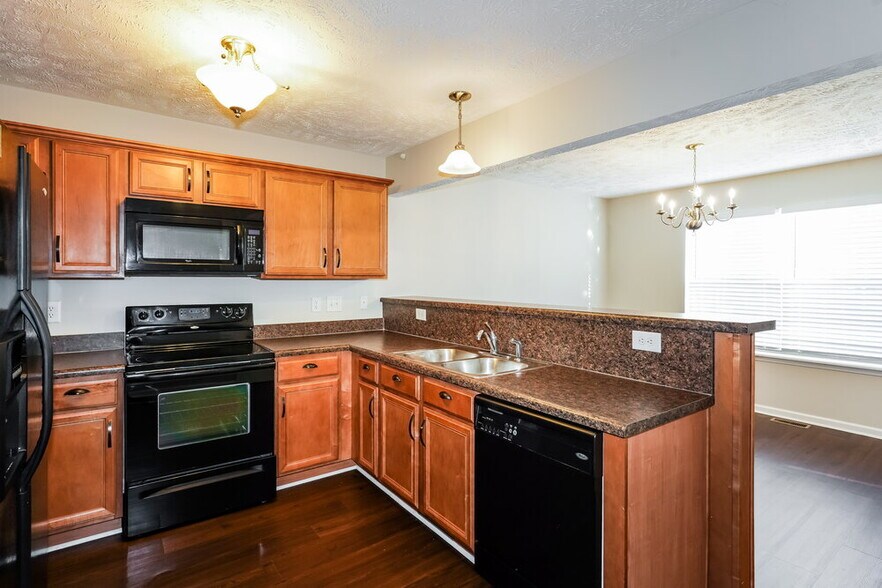 Building Photo - 109 Tulip Grove Point