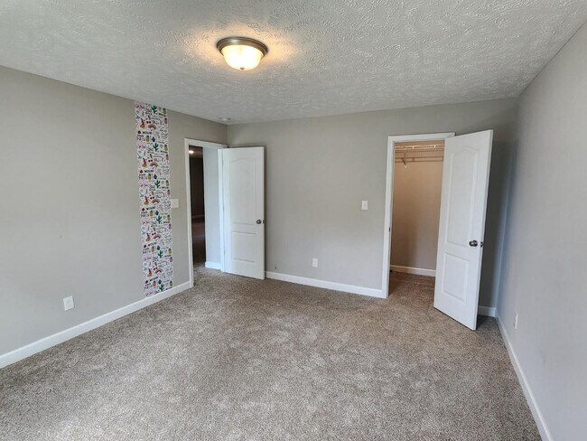 Building Photo - 111 Clearwater Harbor