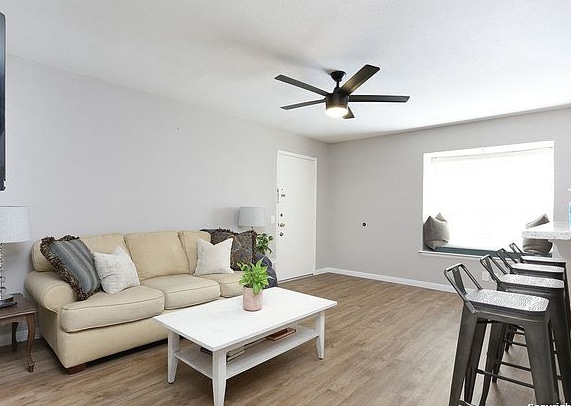 Building Photo - 7834 Broadway-1605.4