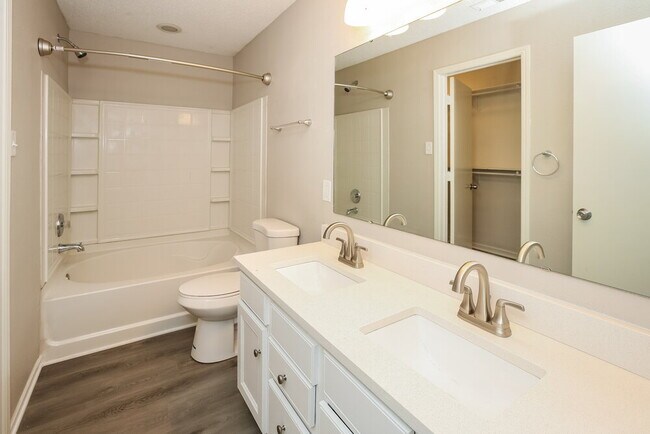 Building Photo - 8636 Wheatfield Dr